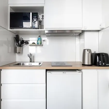Centre - Studio Ideally Located ! 2 Pers *